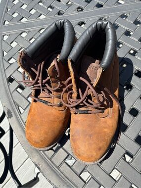 Skechers Brown Leather Work Boots with Black Padded Collar